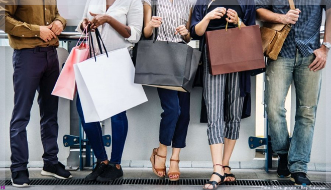 Pesquisa aponta o que os brasileiros esperam da experiência de compras